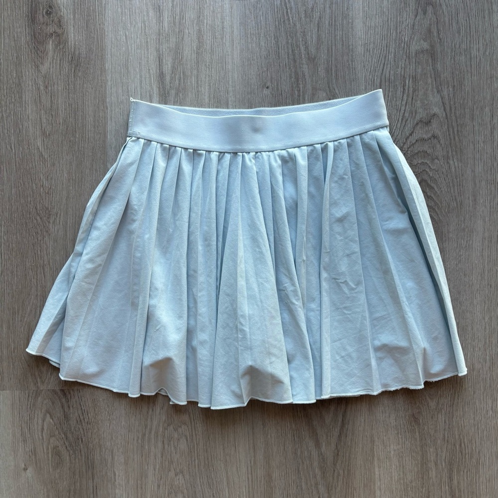 Light blue Aritzia TNA pleated tennis skirt skort